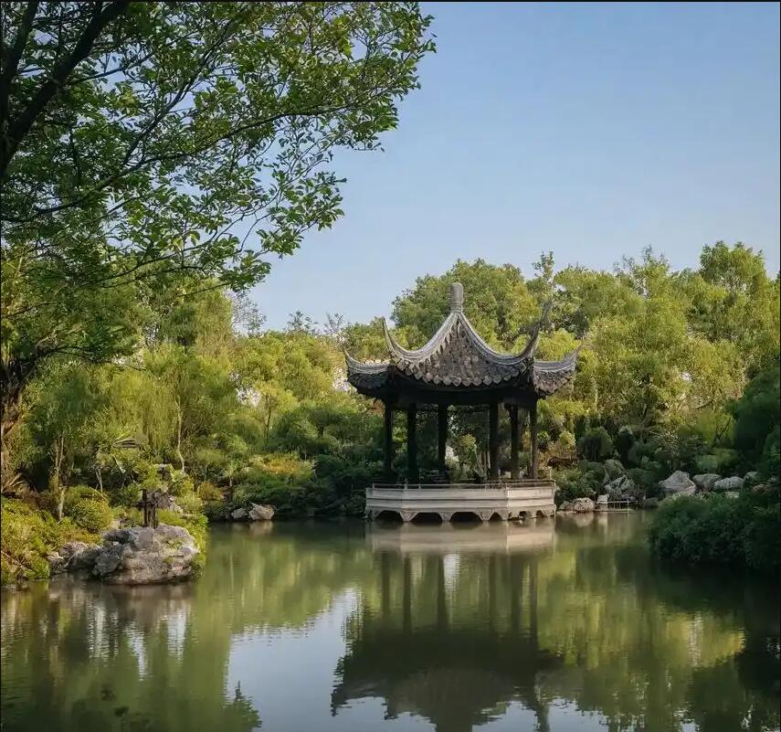 江西雨双零售有限公司